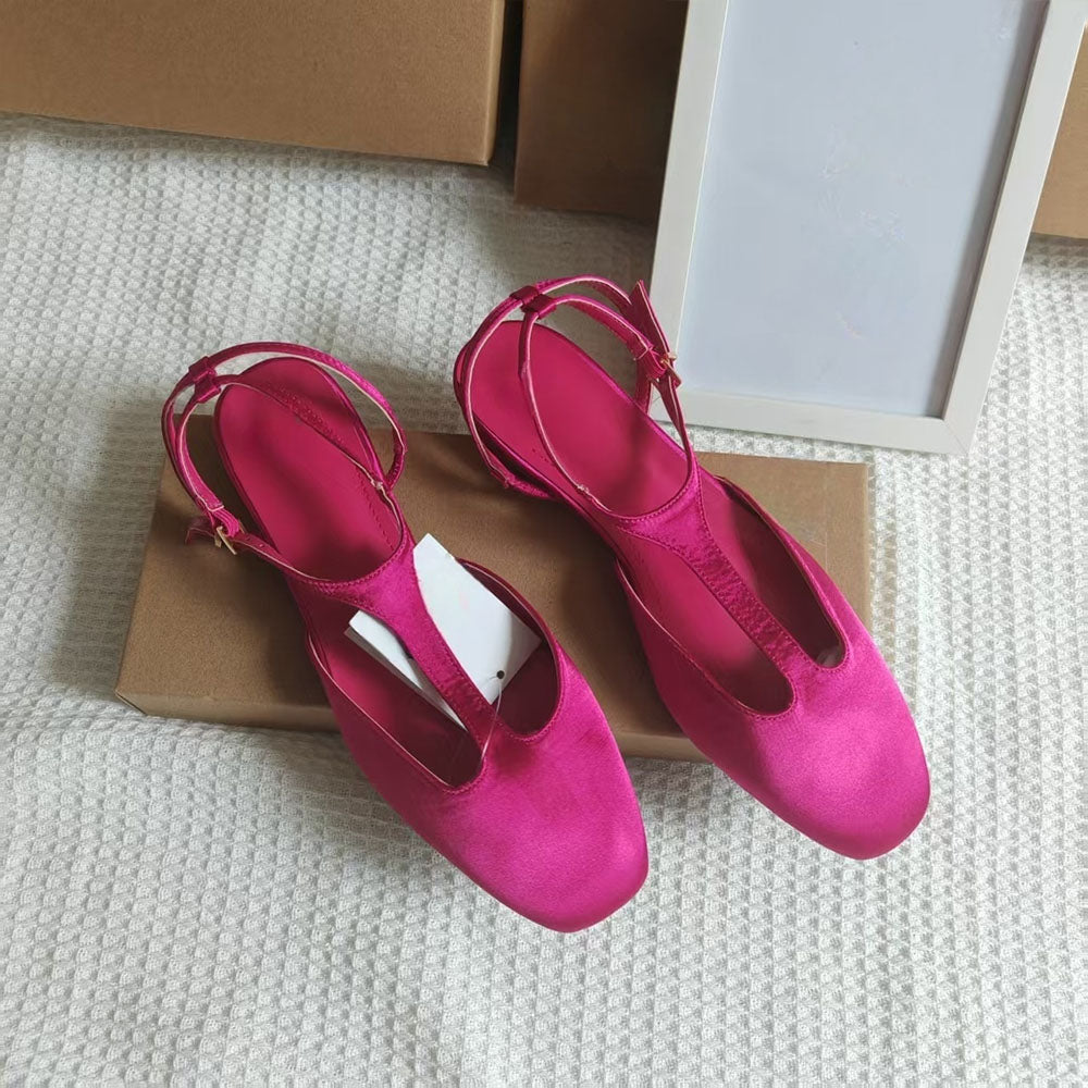 Women's 2025 New Fashion Joker Baotou Design Flat Sandals Shallow Hollow Rear Strap Shoes.