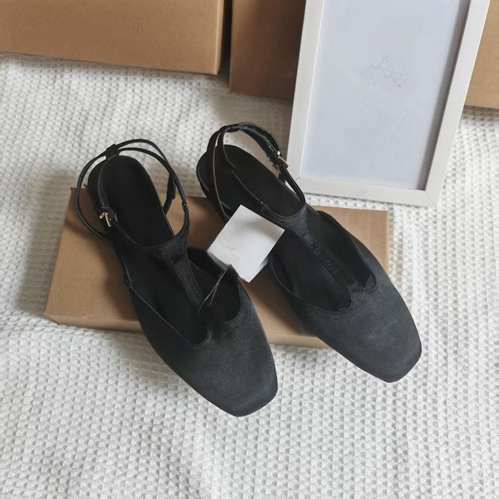 Women's 2025 New Fashion Joker Baotou Design Flat Sandals Shallow Hollow Rear Strap Shoes.
