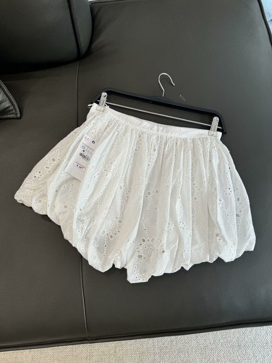 Women's New chic Fashion Balloon Edition Casual Embroidered Shorts