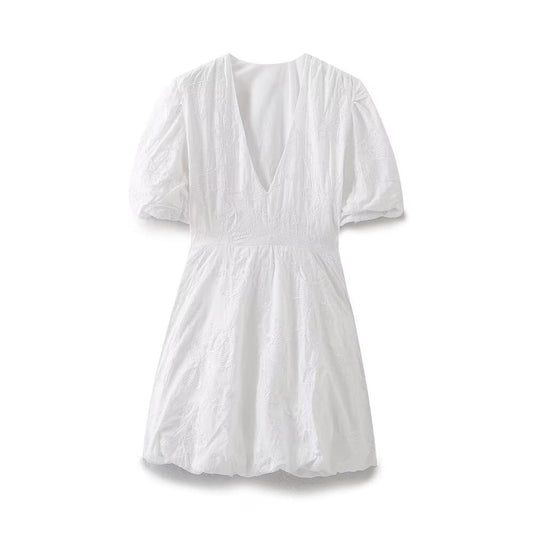 Women's new fashion slim short sleeved V-neck embroidered fluffy mini dress
