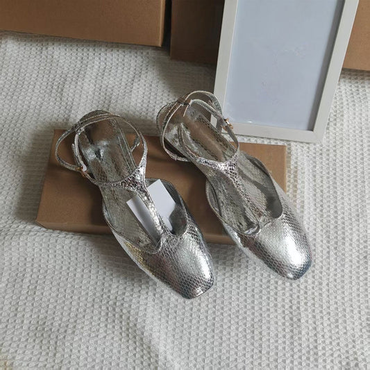 Women's 2025 New Fashion Joker Baotou Design Flat Sandals Shallow Hollow Rear Strap Shoes.